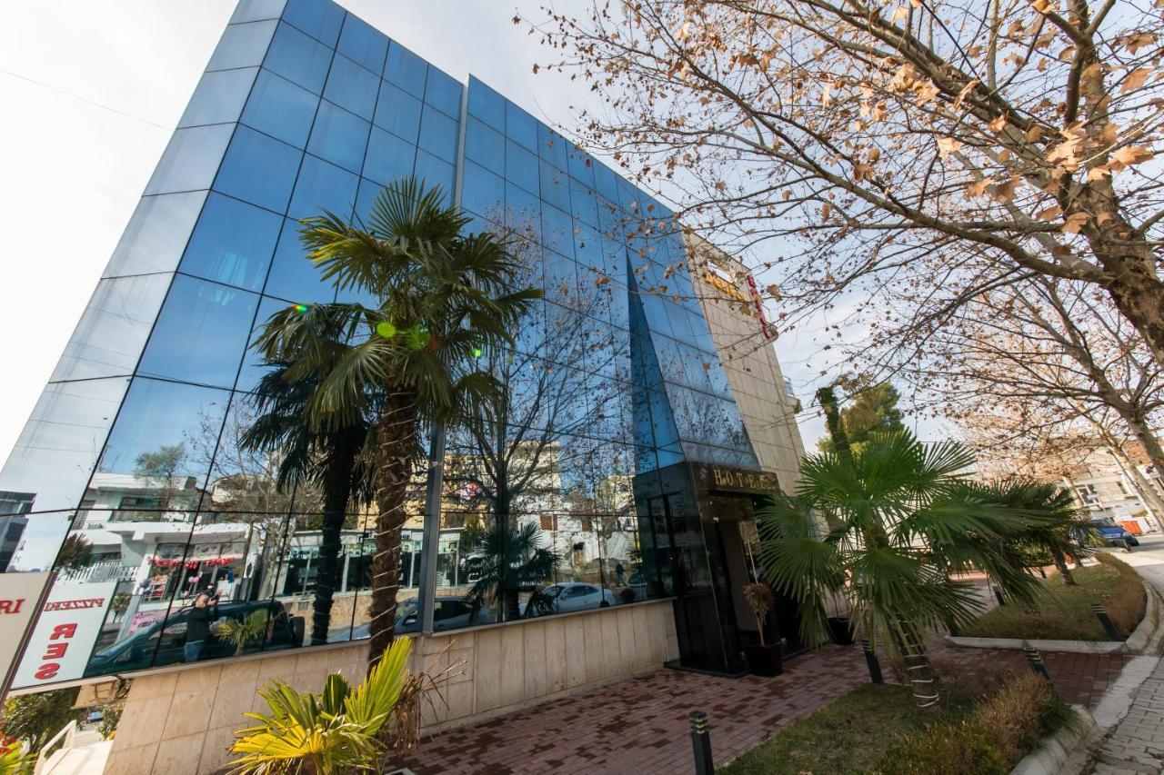 Hotel Denver Тирана Екстериор снимка