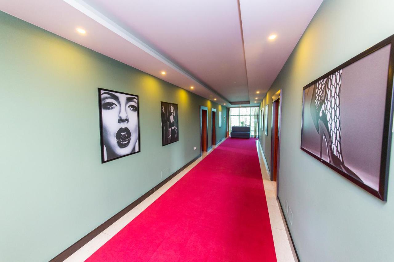 Hotel Denver Тирана Екстериор снимка